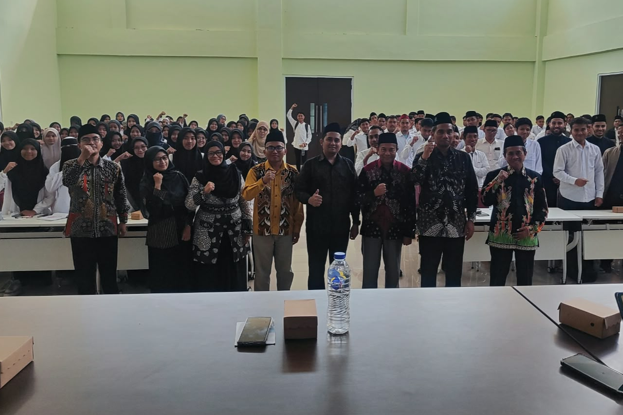 Wawasan Baru di Awal Studi: Mahasiswa S3 PAI Ikuti Studium Generale Bertema Fikih dan Kontemporer
